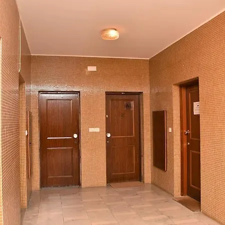 Boavista Trendy 2 Quartos Com Muita Luz E 1 Wc Lejlighed Porto